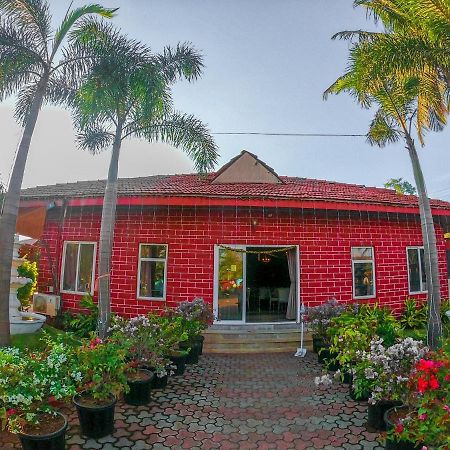 Whispering Woods Resort Lonavala Luaran gambar