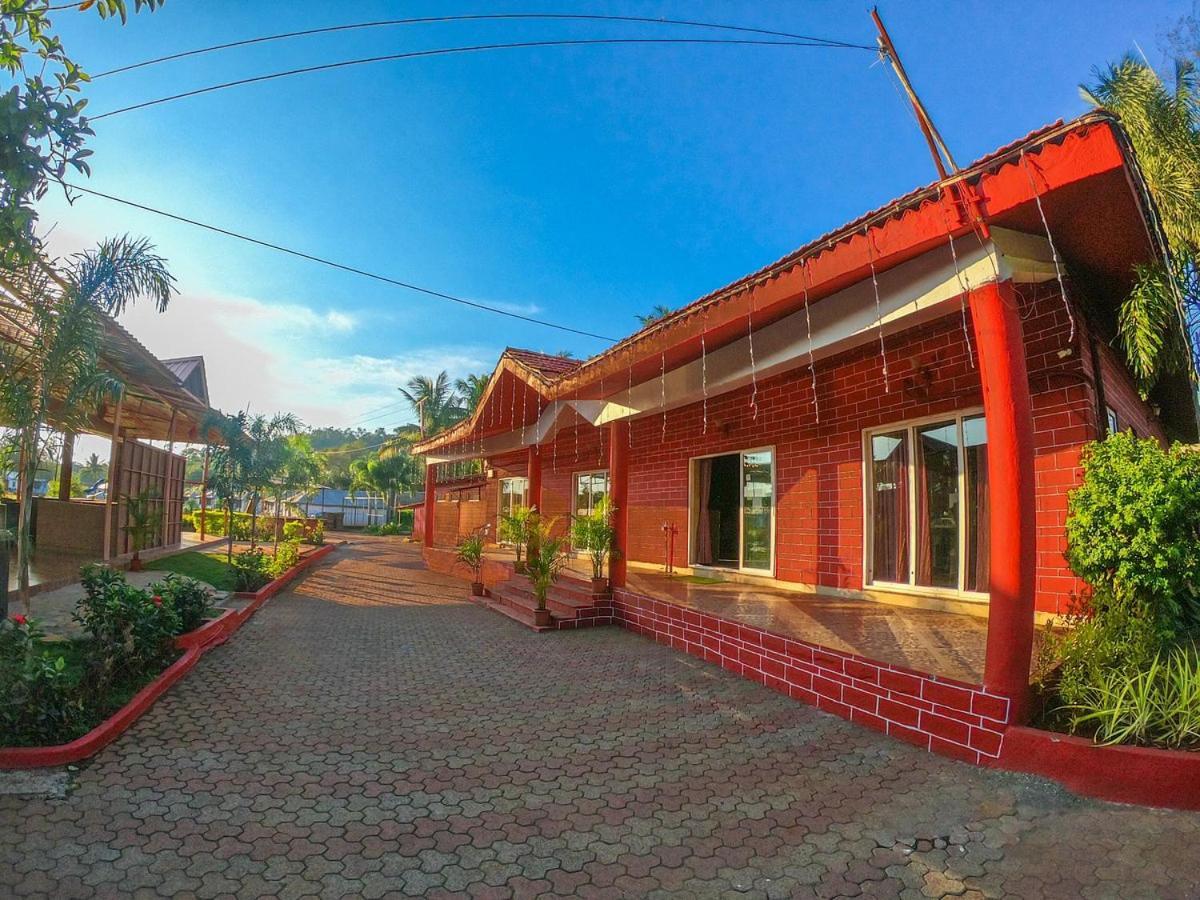 Whispering Woods Resort Lonavala Luaran gambar